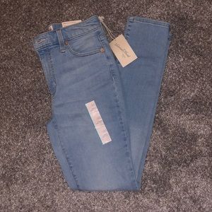 UNIVERSAL THREAD- womens high-rise skinny jeans